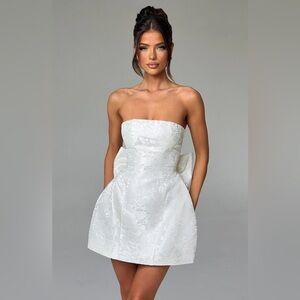 BABYBOO ELENORA MINI DRESS IVORY MEDIUM, NWT